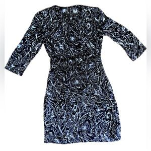 Pippa Size 4 Black White Satin Dress